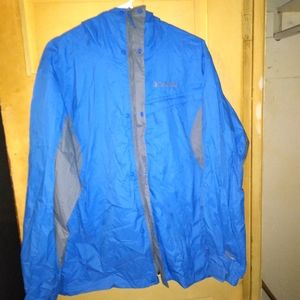 Mens Medium Columbia Rain jacket